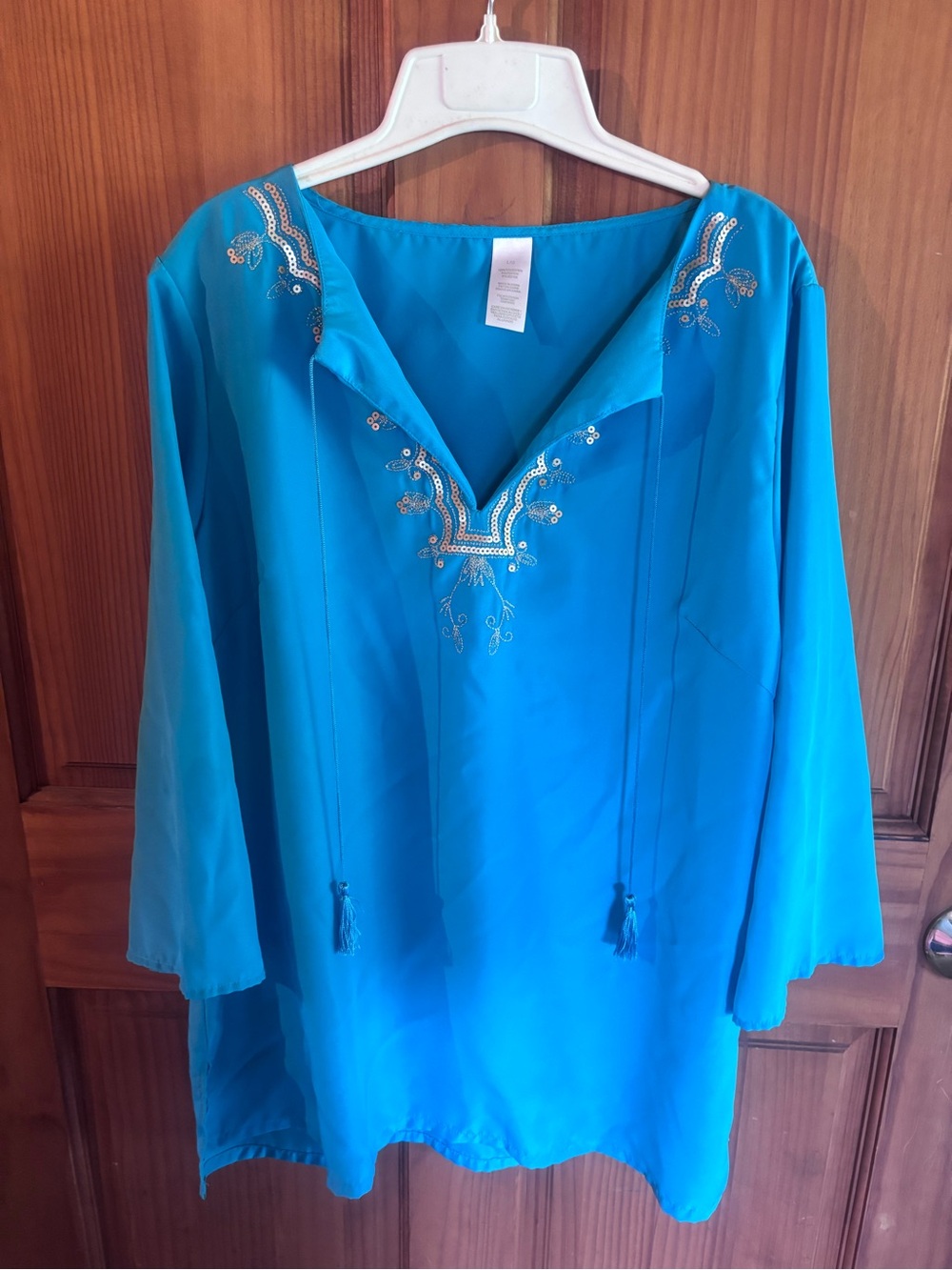 Women's V-neck style Tunic